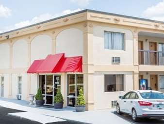 Super 8 By Wyndham Greensboro Exterior foto